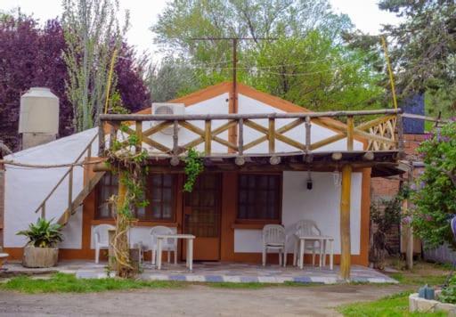 Hosteria La Farfalla Chos Malal Kültér fotó