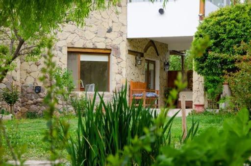 Hosteria La Farfalla Chos Malal Kültér fotó