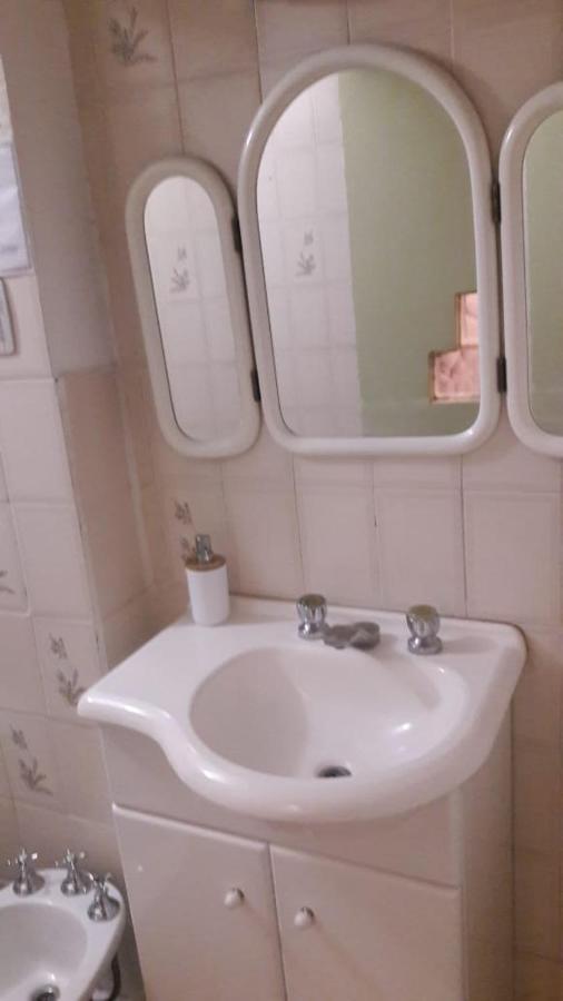 Hosteria La Farfalla Chos Malal Szoba fotó
